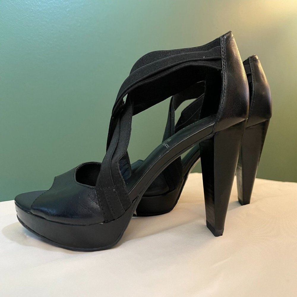 Black Rockport AdiPRENE Shoe Size  7